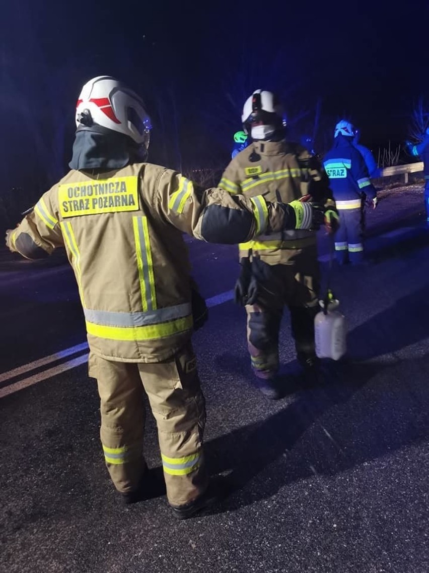 Koszmarny wypadek BMW na drodze Wrocław - Strzelin