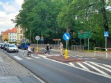 Aż 39 przejść dla pieszych w Brzegu zostanie wyposażone w nowe oświetlenie. Koszt inwestycji to ponad 3 miliony złotych