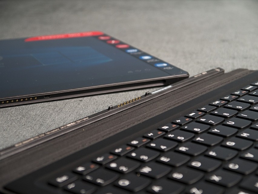 Lenovo Miix 700 - recenzja godnego konkurenta Microsoft Surface