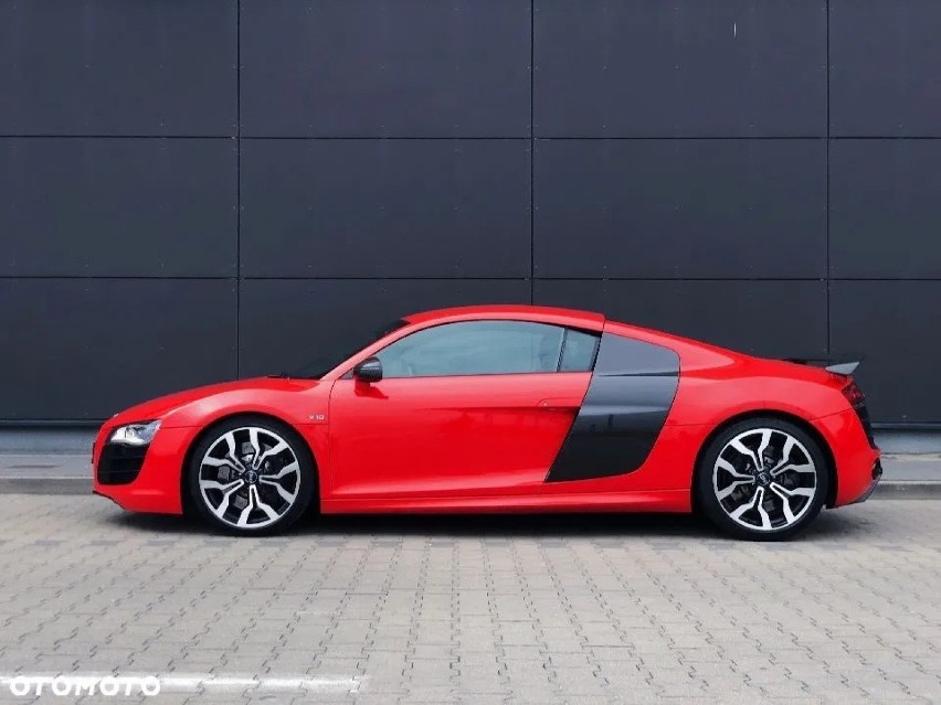 Audi R8
2009,  112 000 km,  Benzyna,  Coupe 
225 000...
