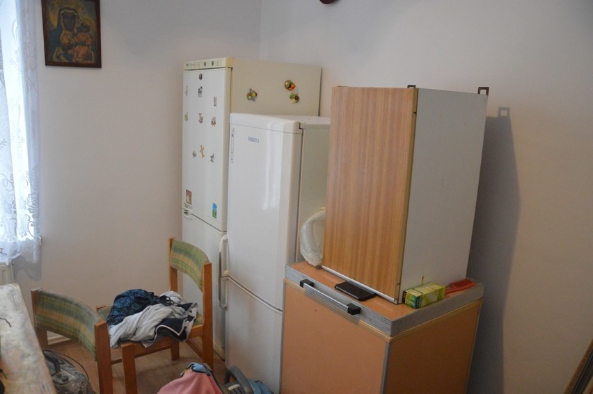 Wolontariusze KGHM odremontowali mieszkanie samotnej matki