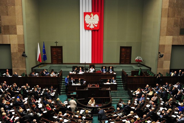 Minęło ponad 100 dni pracy naszej posłanki i senator w Sejmie i Senacie. Jak im poszło?