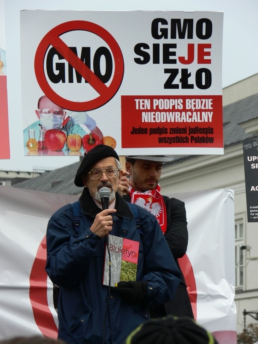 Prof opowiada o szkodliwości GMO