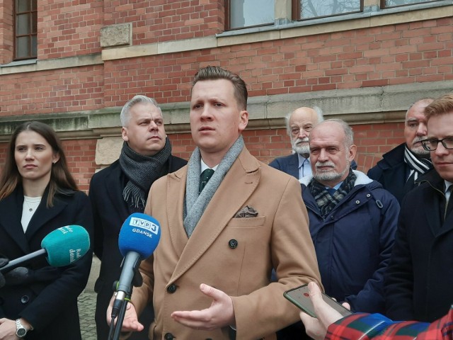 Gdańscy radni PiS krytycznie o systemie FALA. "150 mln zł na coś, co nie funkcjonuje"