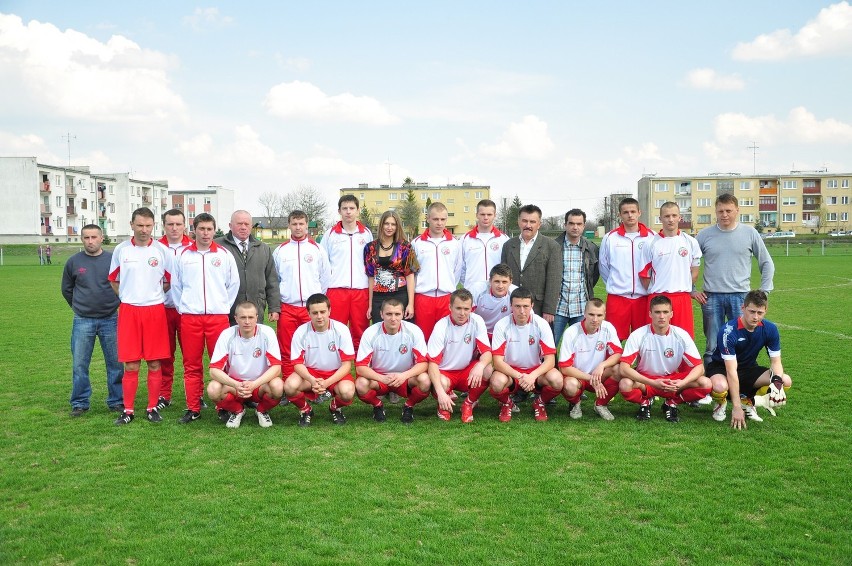 GKS Ogniwo Wierzbica ma nowe stroje i sponsora