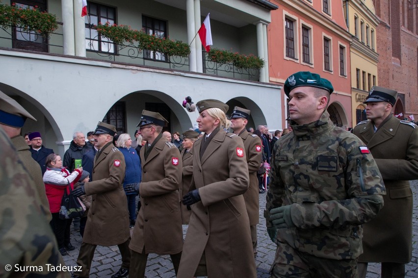 Obchody Narodowego Święta Niepodległości na Rynku Staromiejskim w Stargardzie. NOWE ZDJĘCIA