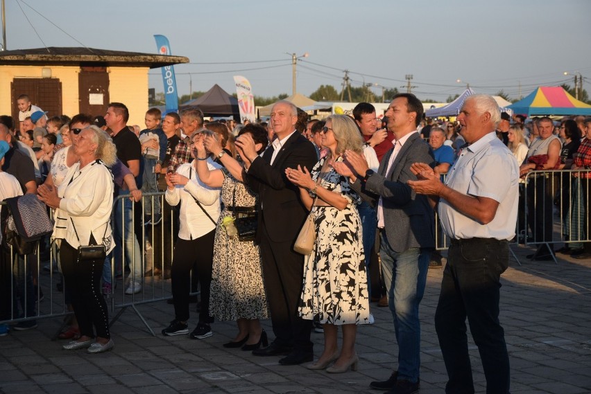 Święto Warki. Tysiące ludzi na fantastycznym koncercie Zenka Martyniuka (ZDJĘCIA)