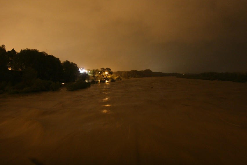 Dunajec w Nowym Sączu. Piątek godzina druga