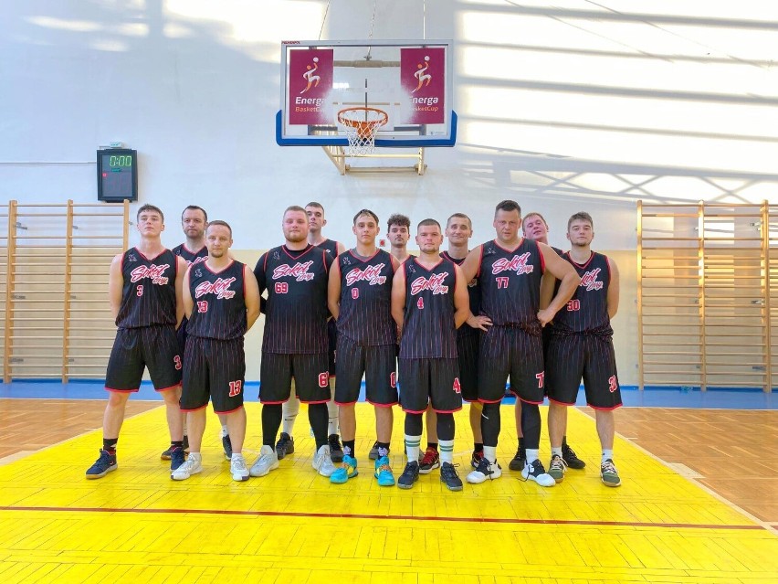 Koszykarze Sokoła Żary przegrali pierwszy mecz w 3.lidze z Kangoo Basket Gorzów Wlkp. Już niedługo derby Żar