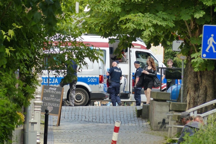 Interwencja służb w centrum Kielc. Co się stało na Sienkiewicza?