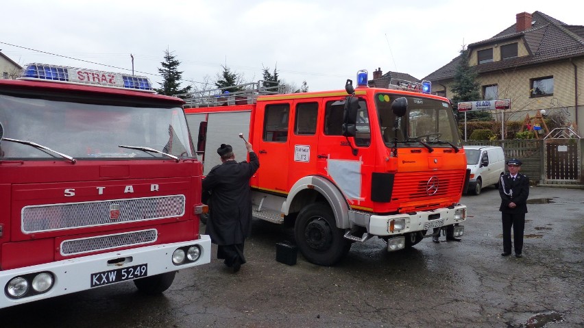 Strażacy z Radoszów mają nowy samochód