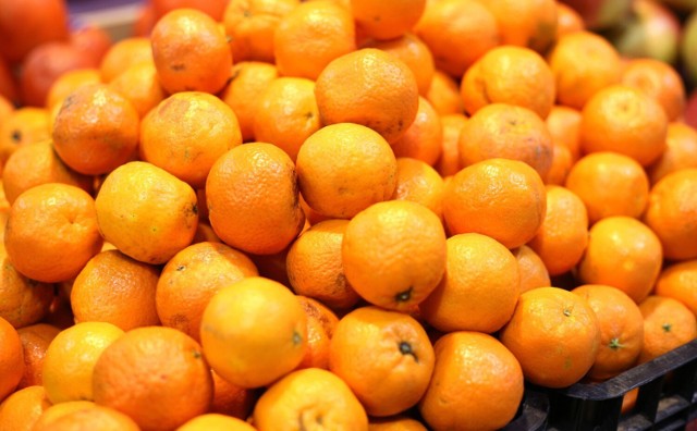 Pomarańcza jest świetnym, choć nie zawsze docenianym źródłem cennych witamin i składników odżywczych. Dlaczego warto postawić właśnie na pomarańcze?

WIĘCEJ NA KOLEJNYCH STRONACH>>>