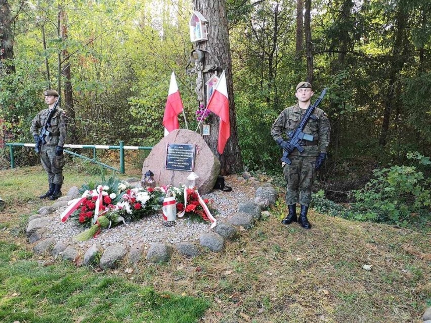 Uroczystości w Olmontach w 77. rocznicę mordu na żołnierzach podziemia niepodległościowego