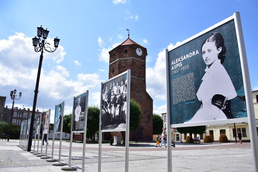 Wystawa "One budowały Niepodległą. (Nie)zwykłe kobiety z...