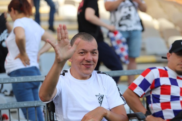 Kibce Górnika Zabrze ponieśli zespół do zwycięstwa w Kielcach.
Zobacz kolejne zdjęcia. Przesuwaj zdjęcia w prawo - naciśnij strzałkę lub przycisk NASTĘPNE