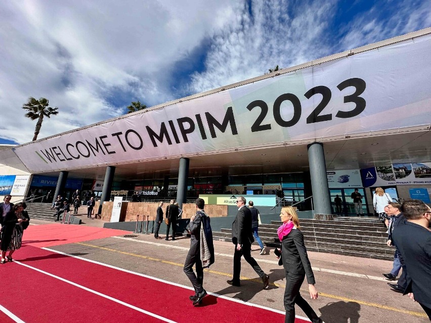 Legnicka Specjalna Strefa Ekonomiczna na międzynarodowych targach MIPIM w Cannes