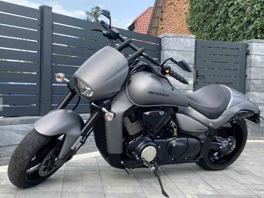 Suzuki Intruder VZR 1800 

63 900 zł