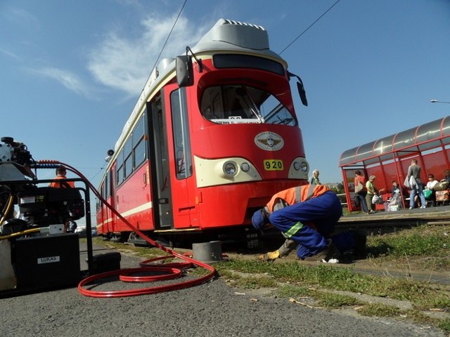 Do pierwszej awarii Sznycla doszło podczas parady tramwajowej w Będzinie. Wtedy wiedeński tramwaj nie wytrzymał konfrontacji z torami na Nerce.