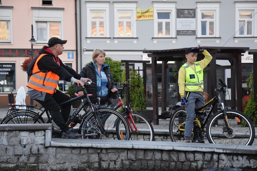 Kolumna rowerowa mieszkańców Skierniewic ruszyła w trasę...
