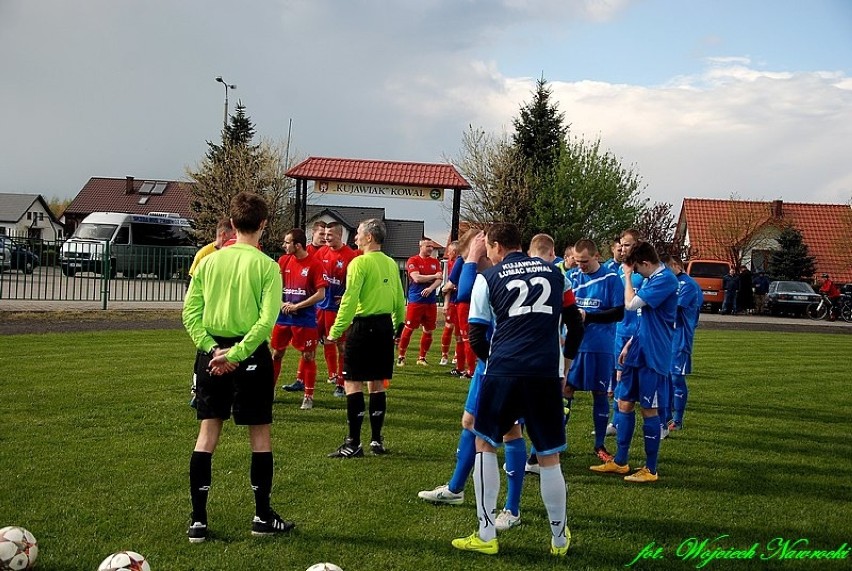 22. kolejka V ligi grupy 2 Kujawiak Lumac Kowal - Victoria Smólnik 8:0 [zdjęcia]