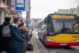 Warszawa uruchomiła specjalną linię autobusową. Mobilny Punkt Poradnictwa pomaga osobom w kryzysie bezdomności 