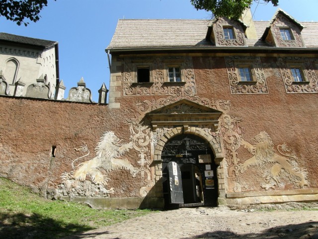 Wejście do zamku. Fot. Mariusz Witkowski