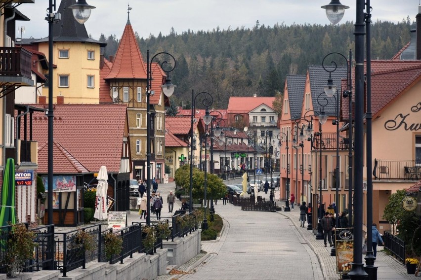 Góry Izerskie to mniej popularny górski region Polski. Nie...