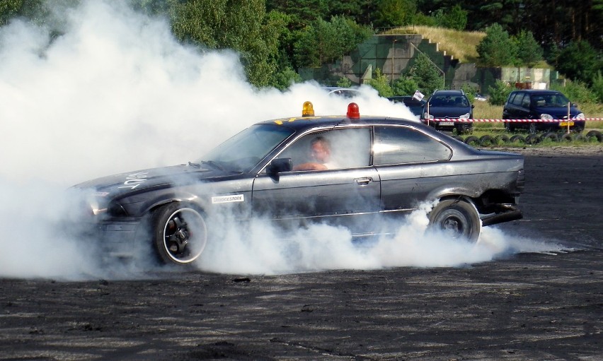 1. Urodziny Grupy BMW Piła: pokaz driftu i mocy. Były też inne atrakcje. Zobacz zdjęcia