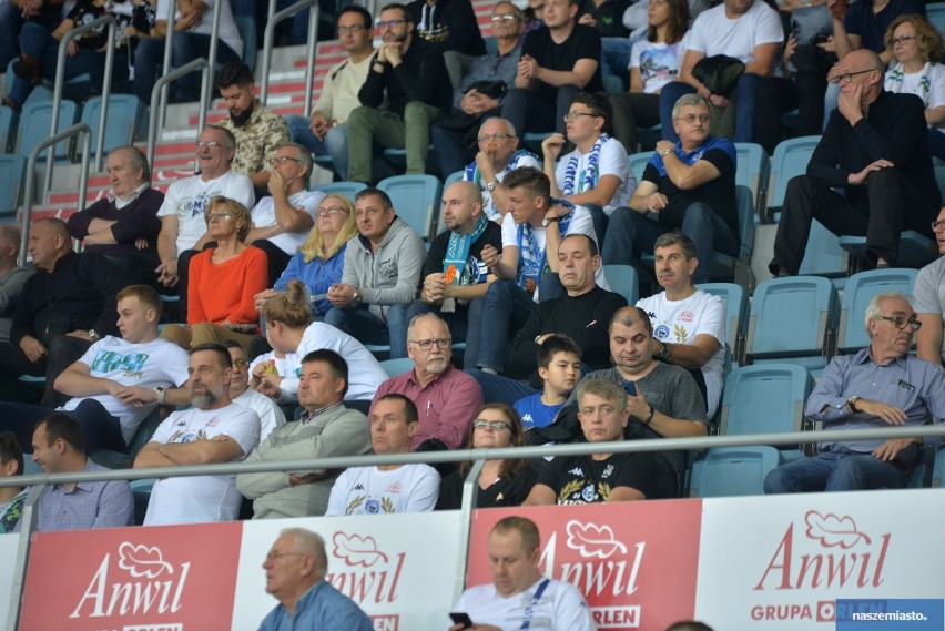Kibice i Cheerleaders Włocławek podczas meczu Anwil Włocławek - Telenet Giants Antwerp 80:71 [zdjęcia]