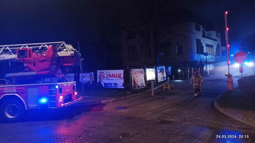 Pożar w dawnej siedzibie banku przy ulicy Silnicznej w Kielcach. Drugi niemal identyczny w ciągu kilku tygodni
