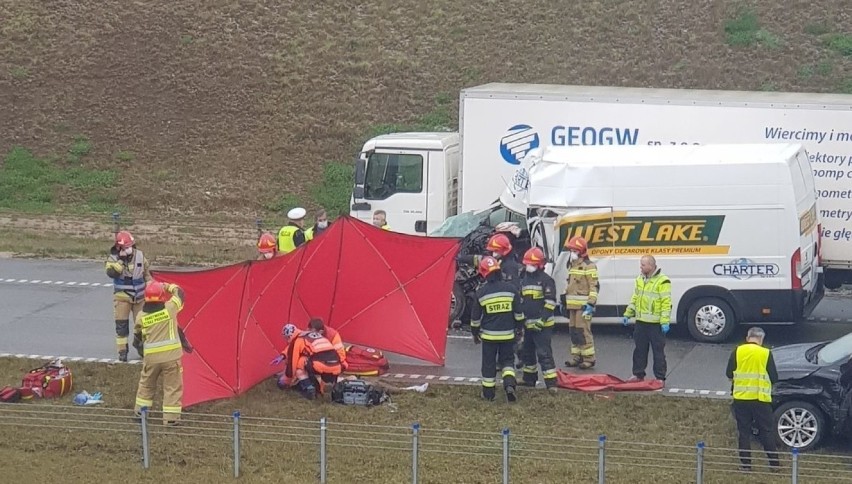 Do tragicznego wypadku doszło w środę, 14 kwietnia, na A1 w...