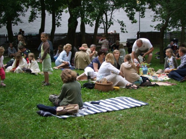 Wyjątkowy piknik, koncerty, twister i kometka już 9 sierpnia od ...