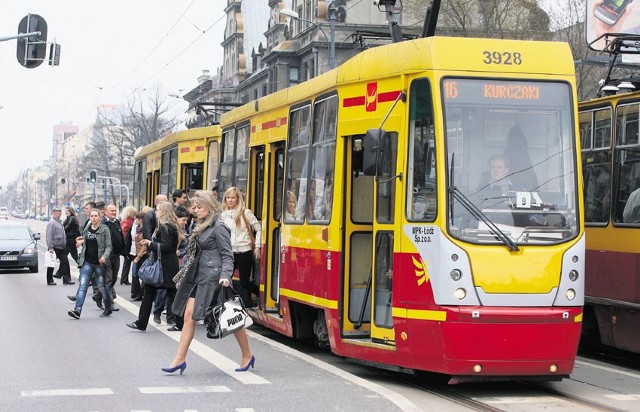 Społecznicy twierdzą, że nie działa kosztowny system elektronicznego sterowania ruchem