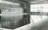 Tak 50 lat temu wyglądała pływalnia w Oświęcimiu. Dzisiaj to znów nowoczesny obiekt