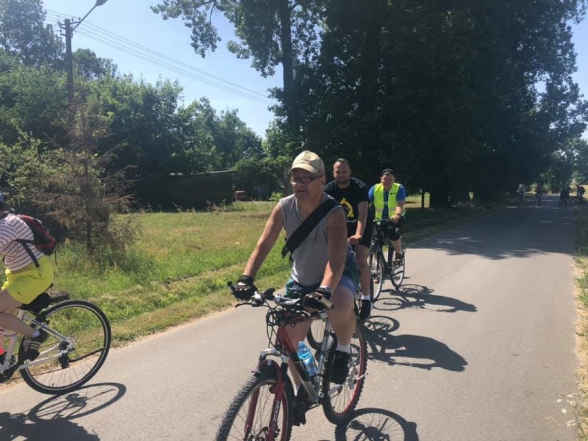 Niedzielno-piknikowy przejazd rowerowy po drogach powiatów zduńskowolskiego i łaskiego