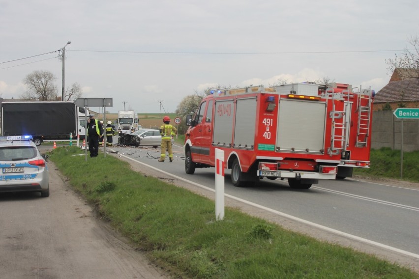 AKTUALIZACJA: Wypadek osobówek w Bożacinie. Jedna osoba trafiła do szpitala [ZDJĘCIA]                 