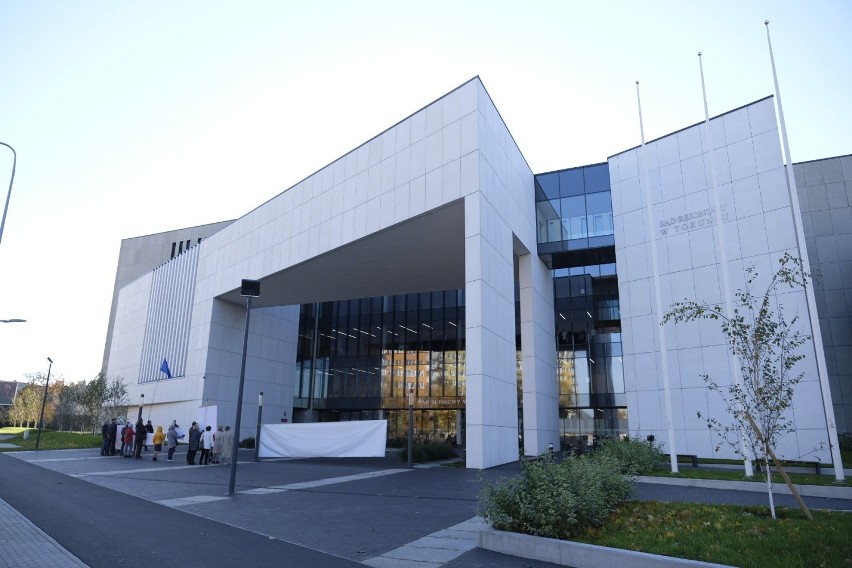 Budowa nowej siedziby Sądu Rejonowego w Toruniu trwała trzy...