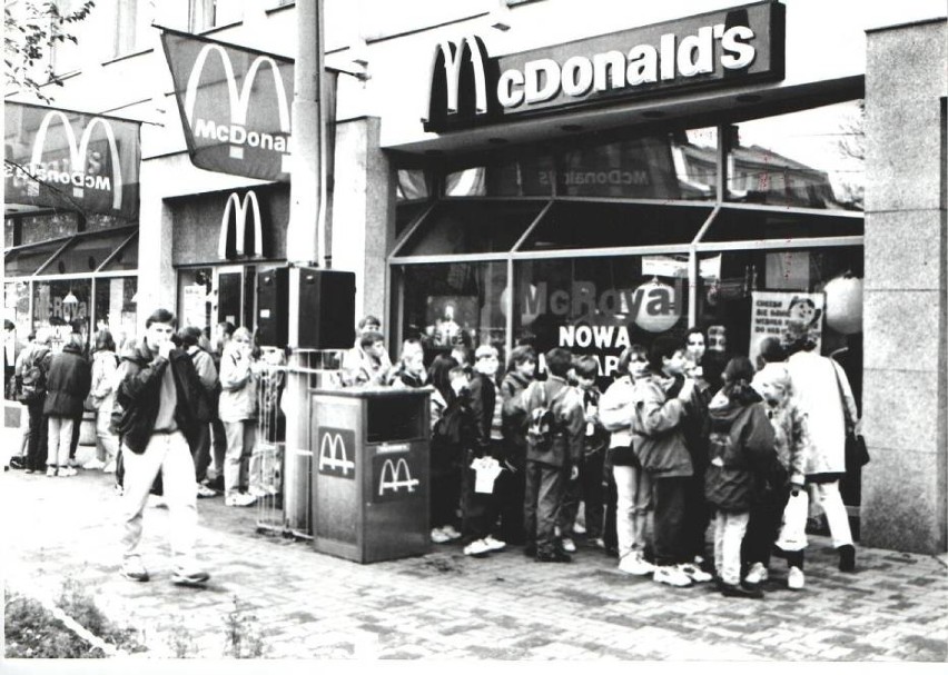 To była pierwsza restauracja słynnej sieci fast foodów w...
