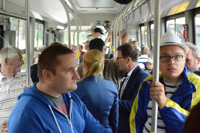 Hybrydowe autobusy są już w Grudziądzu. Wkrótce wyjadą na ulice [wideo, zdjęcia]