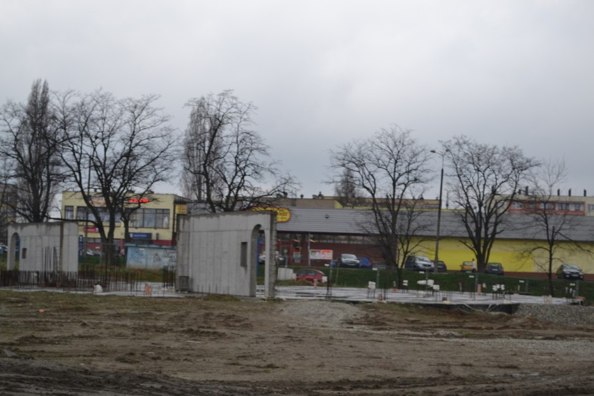 Budowa nowego kościoła w Niedobczycach
