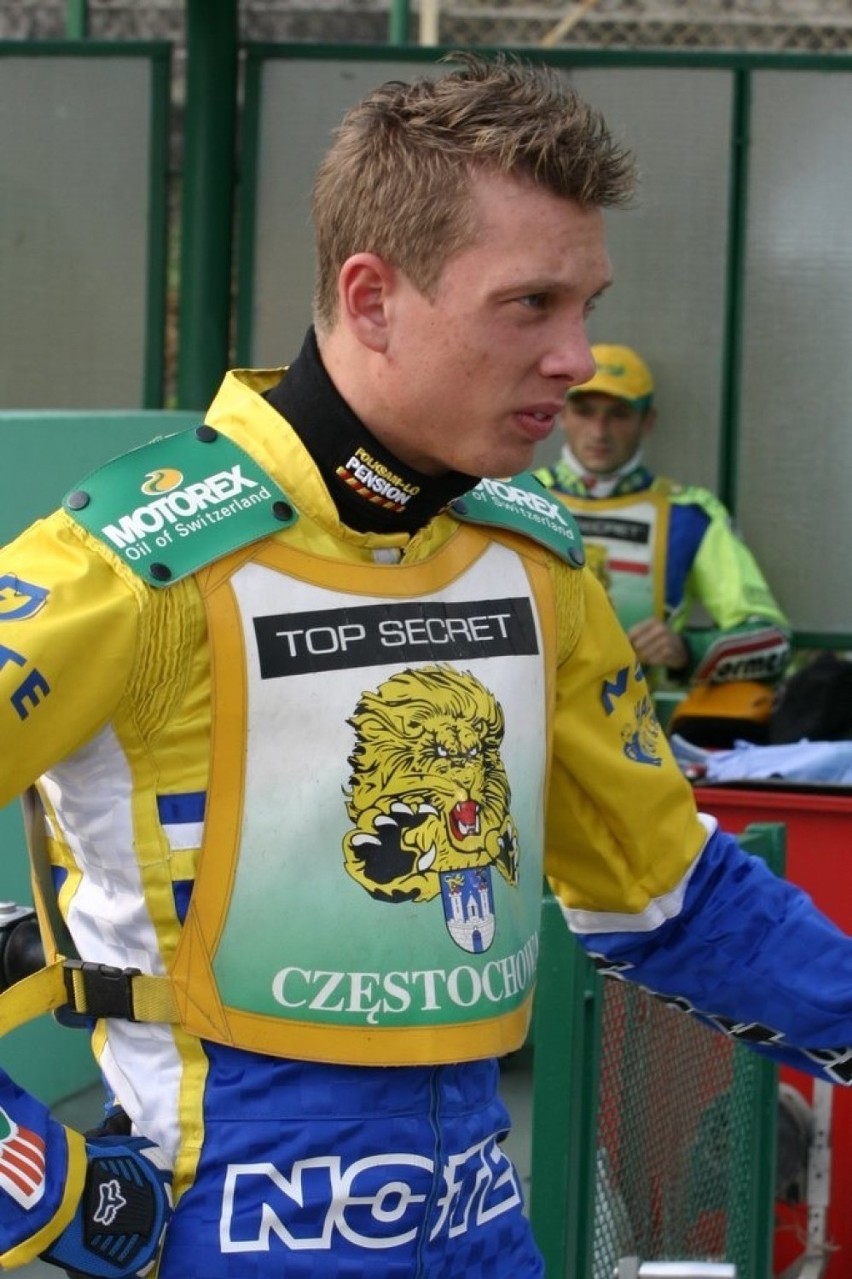 Retro Speedway: W 2003 roku Włókniarz wygrał we Wrocławiu, a Rune Holta pokazał wrocławianom, co myśli o ich ostrej jeździe