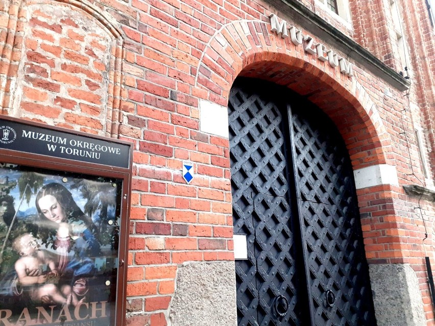 Okazuje się, że z Muzeum Okręgowego w Toruniu skradziono nie...