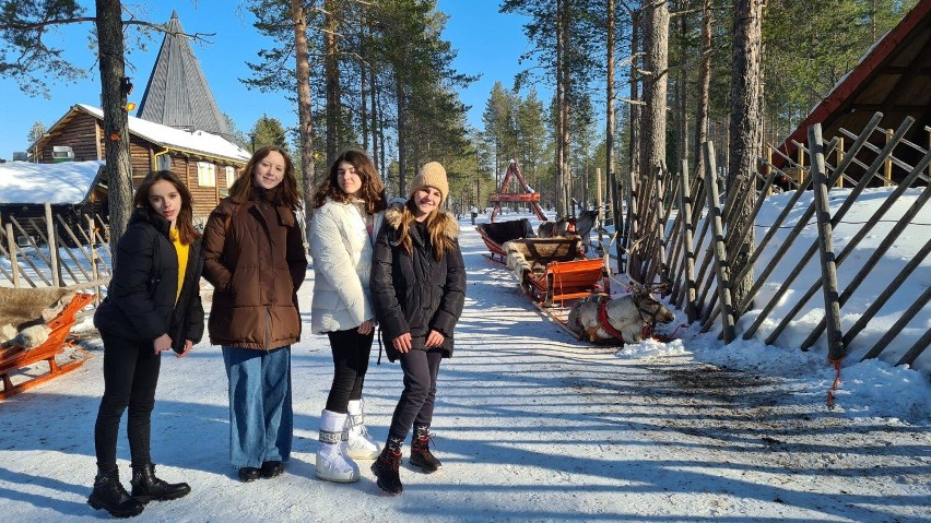 Sieradzka "Dziewiątka" w w fińskiej szkole Kastelli z Oulu
