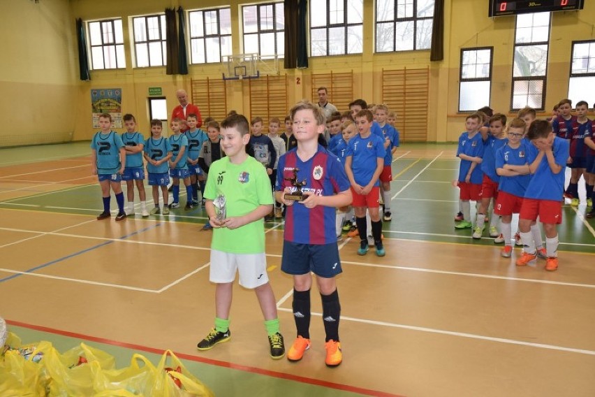 II Noworoczny Turniej Halowej Piłki Nożnej o Puchar Burmistrza Gminy i Miasta Jastrowie