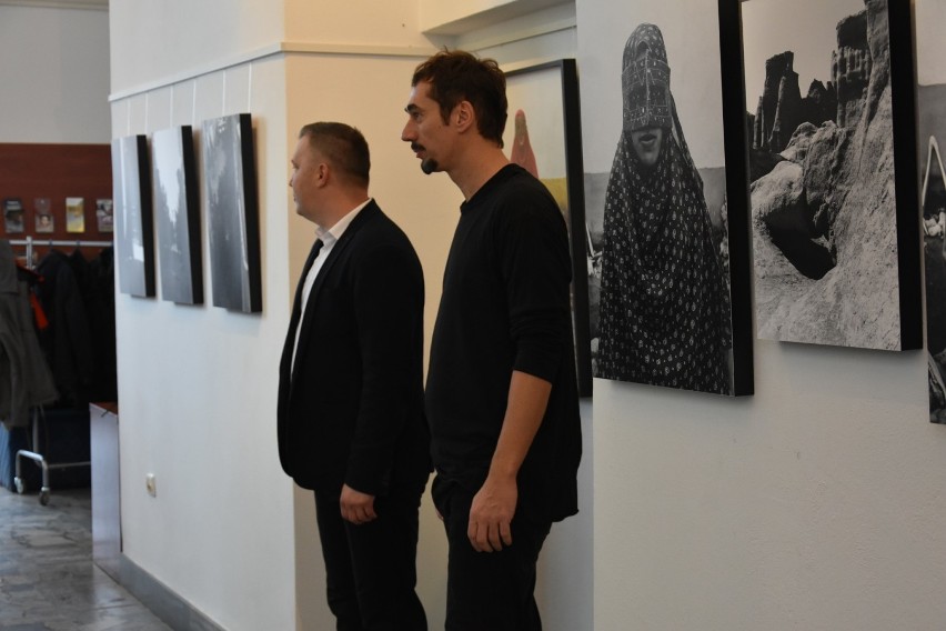 Wystawa zdjęć Patryka Bułhaka w Galerii „Ratusz" w Zamościu. Zobacz zdjęcia z wernisażu 