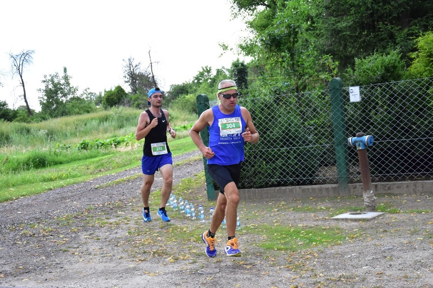 XXVII Biegi Żnińskie 2020. Bieg główny na 10 km w Sobiejuchach [zdjęcia, wyniki]