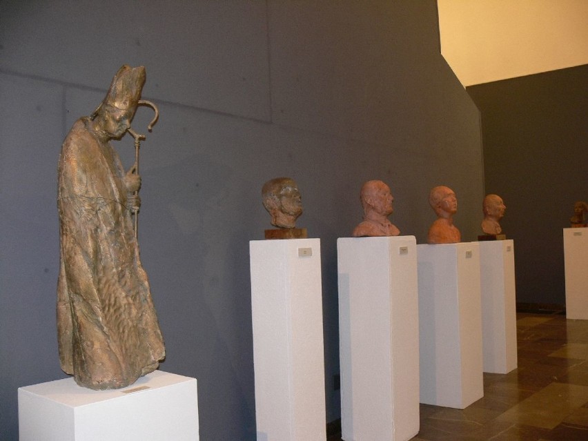 Wystawa rzeźb Mieczysława Weltera w Muzeum Okręgowym w Sandomierzu [ZDJĘCIA]