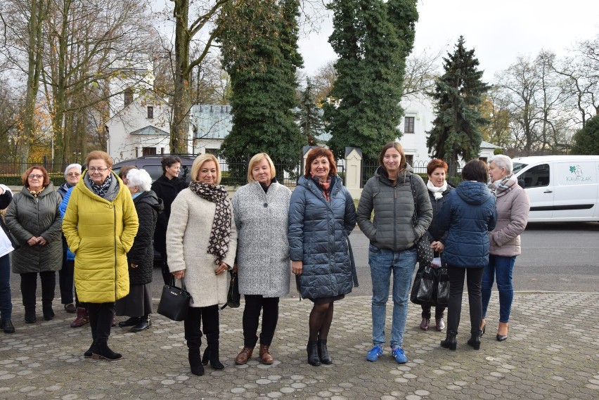 W Konopnicy odsłonięto mural przy domu kultury, który powstał z okazji jego 50-lecia. Do użytku oddano też teren przy Klubie Seniora