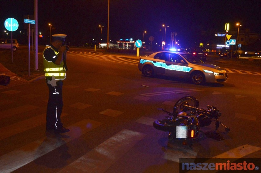 Wypadek z udziałem 17-letniego motocyklisty na skrzyżowaniu Chopina - Wierzbowa! [WIDEO]