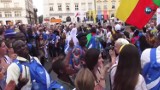 Światowe Dni Młodzieży to spotkanie wielu kultur. Zobacz, jak śpiewali i tańczyli pielgrzymi z Beninu (wideo)